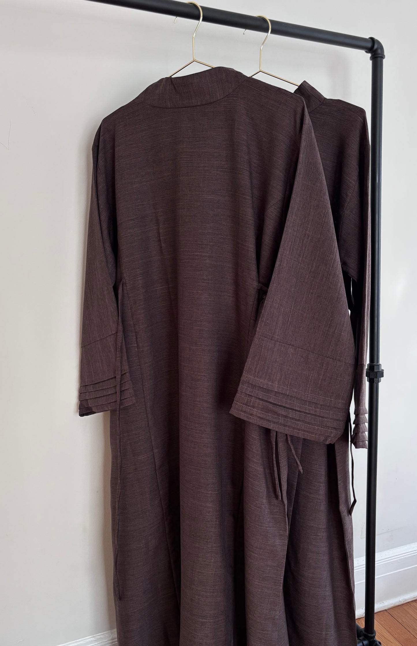 Dark Brown Defined Abaya