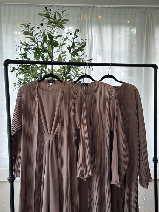 Cinnamon Pleaded Abaya Set